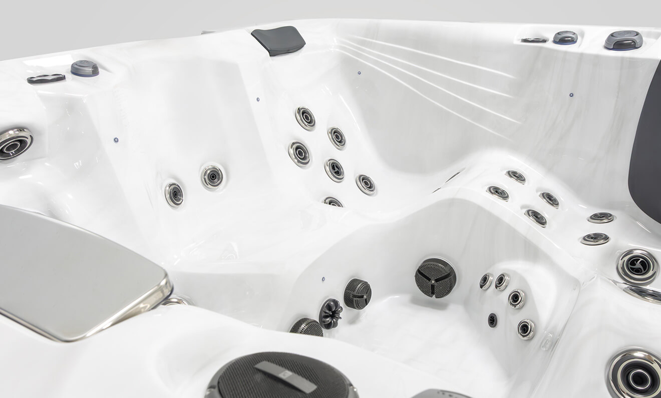 Feature image of a Legend DL